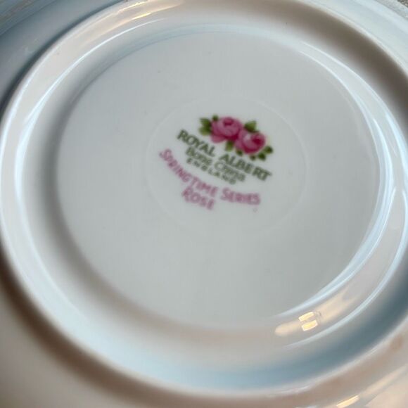 Royal Albert Springtime Series Rose bone China teacup & saucer. - Picture 4 of 8